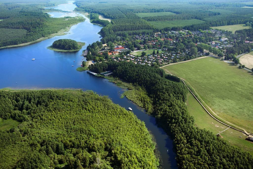 Ferienpark Mirow Exteriör bild
